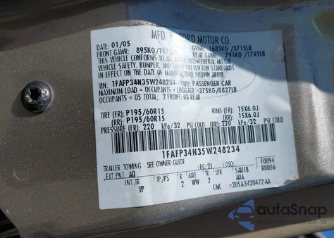 2005 Ford Focus Zx4 from USA, damaged, VIN 1FAFP34N35W248234